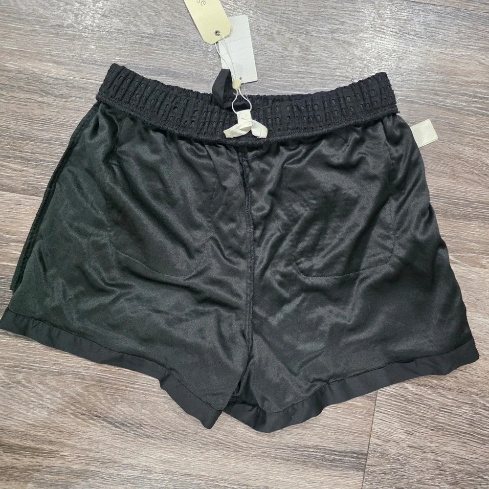 Greige Black Eyelet Drawstring Shorts GMC5249SB Size Medium NWT